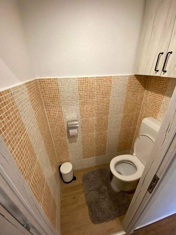 Chill Apartman Miskolc Esterno foto